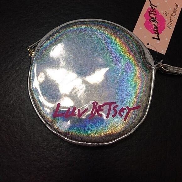 Betsey Johnson metallic silver coin purse - Picture 2 of 5